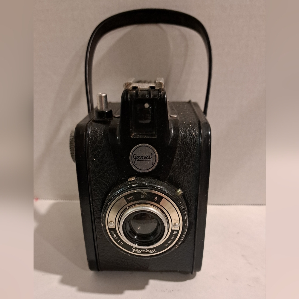 Gevaert Gevabox, 120 Film Camera.Made in Germany 1950s. Untested.